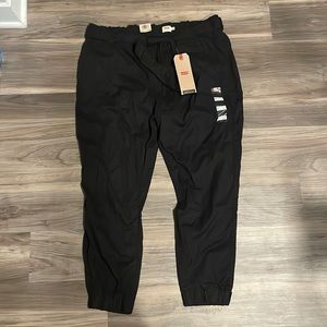 Never worn! Still has tags on
